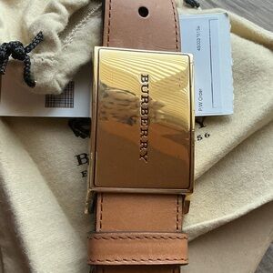 EUC Burberry Tan Charles Belt